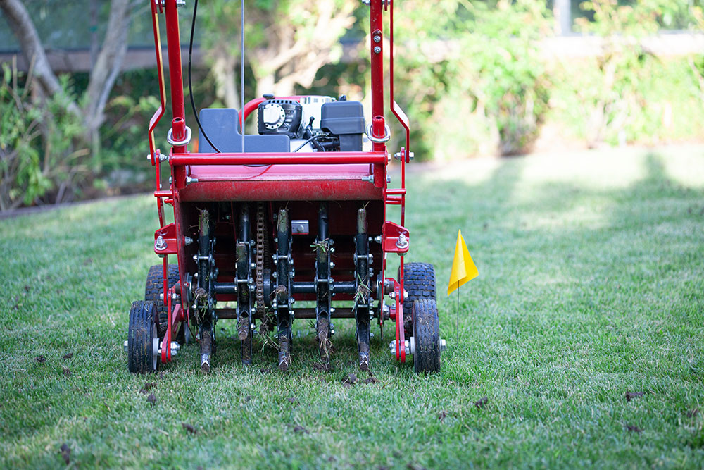 Motorised Lawn Aeration Mechanical